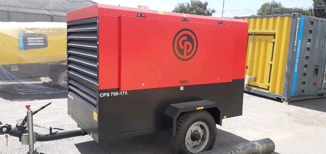 CPS 750-175 - Chicago Pneumatic - Compresor Portátil De Aire - 735 (cfm) - 175 (psi) - Cummins - 194 (KW) - 2685 (kg)