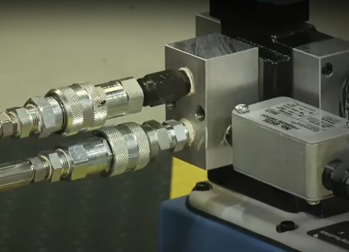 940-220 - Huck - Unidad de potencia hidráulica Powerig® - 8,500 psi - 220 V AC, una fase - Un puerto